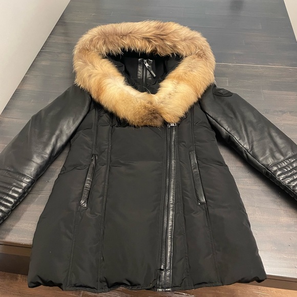 Ookpik down jacket - Picture 2 of 9